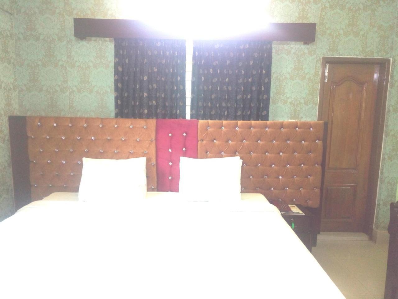 Hotel Lake View Plaza ธากา ภายนอก รูปภาพ