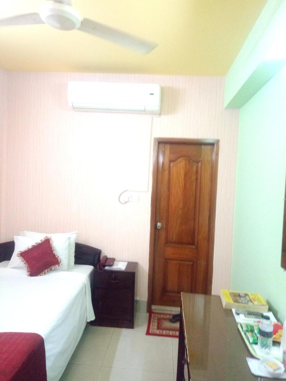 Hotel Lake View Plaza ธากา ภายนอก รูปภาพ